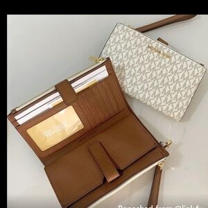 Michael Kors Brown and Cream Wallet
